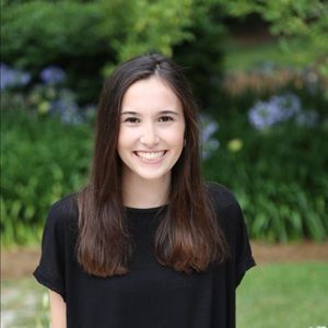 Meet your Posher, Emily